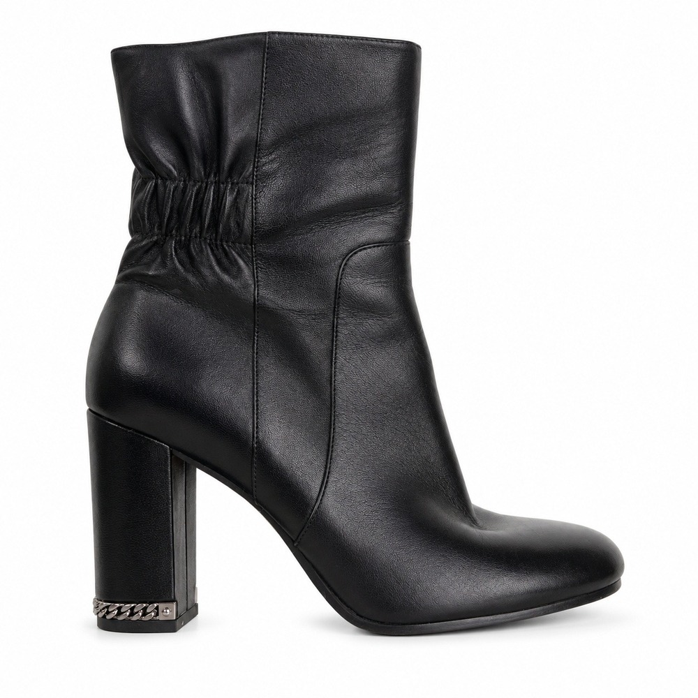 Michael Kors 8.5 Dolores Side Zip Bootie Black Leather Chic Designer Timeless